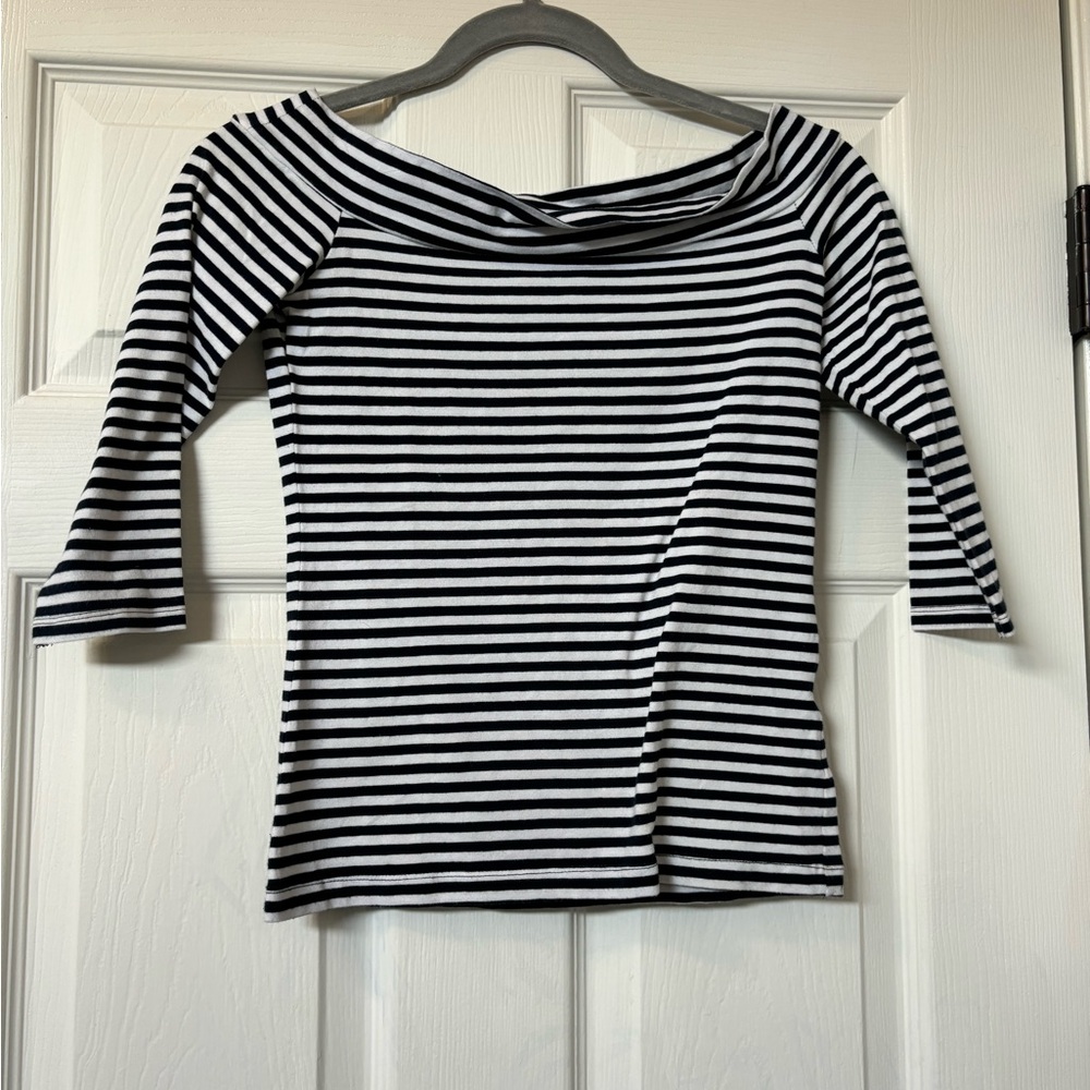 Stradivarius Off Shoulder Striped
Black White Shirt